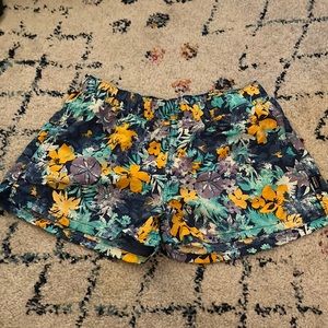 Women’s Patagonia shorts! Great for hiking, swimming, outdoor activities.